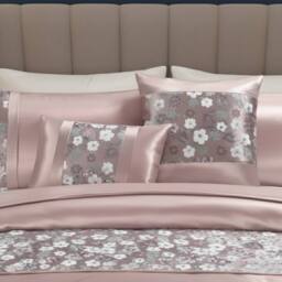 Snug City Embroidery Duvet Cover Set Luxury Bedding with Matching Pillowcases in Pink - Size: Super King - thumbnail 2
