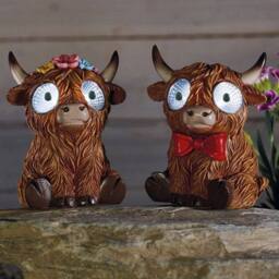 Marco Paul 2pck Solar Highland Cow Garden Ornaments in Brown - thumbnail 1