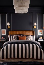 Laurence Llewelyn-Bowen 'Festivo Circus Stripe' Striped Print 100% Cotton Duvet Cover Set in Black - Size: King - thumbnail 4