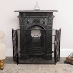 Melody Maison Black Geometric Detailed Metal Fire Screen - 106cm X 62.5cm - Size: 106 cm X 62.5 cm - thumbnail 3