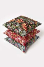 Homescapes William Morris Strawberry Thief Velvet Cushion in Navy - Size: 45 cm x 45 cm - thumbnail 6