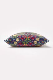 Homescapes William Morris Strawberry Thief Velvet Cushion in Navy - Size: 45 cm x 45 cm - thumbnail 4