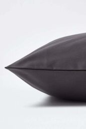 Homescapes Continental Egyptian Cotton Pillowcase 1000 TC, 80 x 80 cm in Dark Grey - thumbnail 2