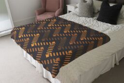 Benjamin Tate Design Freehand Horizontal Zigzag Chevron Stripes Boho Chic Blanket in Natural - Size: 120 cm x 150 cm - thumbnail 3