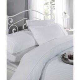 New Edge Blinds Carlton Collection Duvet Set in White - Size: Double - thumbnail 2