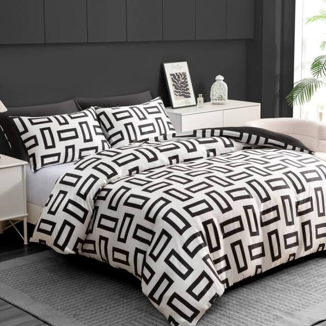 Grace Premium Satin Silk Duvet Cover Set Luxurious Bedding Sets in White - Size: Double - image 1