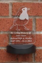 Personalised Memento Company Personalised Robin Memorial Outdoor Solar Light in Clear - thumbnail 5