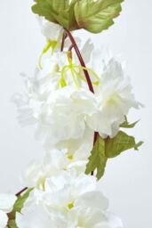 Homescapes Set of 3 Artificial Blossom Flower Garlands, 5 Ft - thumbnail 5