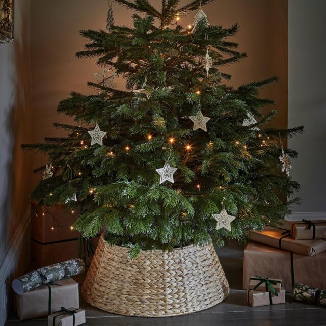Ivyline Water Hyacinth Foldable Round Tree Skirt H26cm W72cm in Natural - image 1
