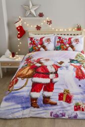 Fusion 'Santa & Snowy' Christmas Print Duvet Cover Set - Size: Double - thumbnail 5