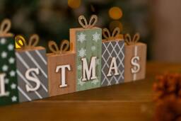 Marco Paul Wooden Christmas Sign Decoration - thumbnail 8