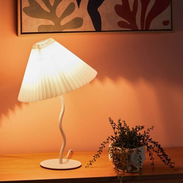 Wyld and Coco Table Lamp White Synthetic Pleated Shade Powder Coat Iron Base - image 1
