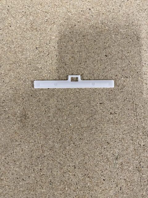 New Edge Blinds Pack of 25 Vertical Blind Replacement Top Hangers in White