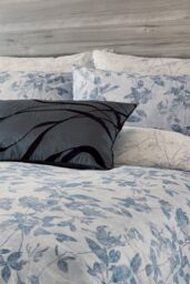 Nalu Nicole Scherzinger 'Surf' Cushion in Blue - Size: 40 cm x 60 cm - thumbnail 3