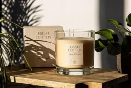 Marco Paul Cotton Fresh 3 Wick Large Candle Scented Triple Wick Candle in Off-White - thumbnail 3