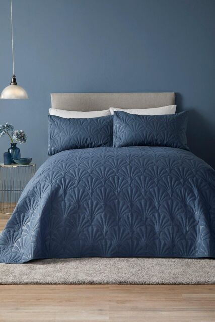 Serene 'Cavali' Pinsonic Microfibre Textured Warm Bedspread in Dark Blue - image 1