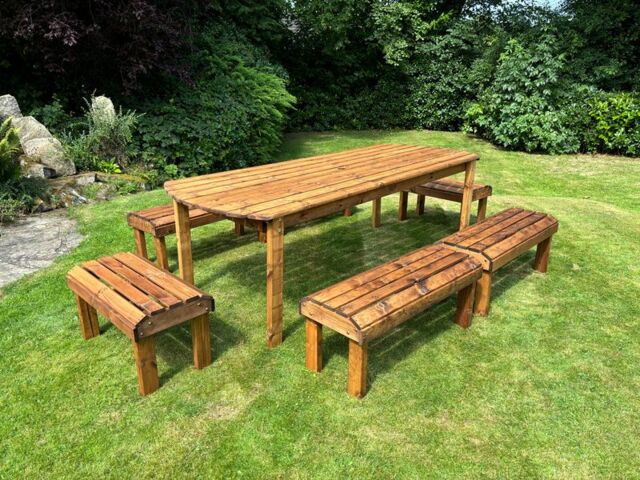 Charles Taylor Trading Knights Ten Seater Table Set in Brown
