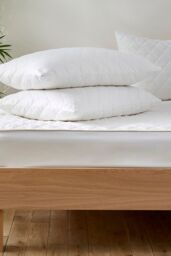 Martex Cotton Quilted Mattress & Pillow Protector Set in White - Size: King - thumbnail 1