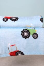 Bedlam 'Farmyard Friends' Printed Fleece Throw in Blue - thumbnail 1