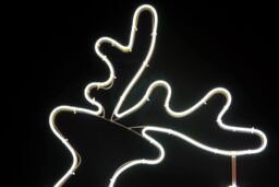 Shatchi Walking Reindeer Neon Effect Rope Light Silhouette Double Side 90 Cool White LEDs Christmas Outdoor - thumbnail 4