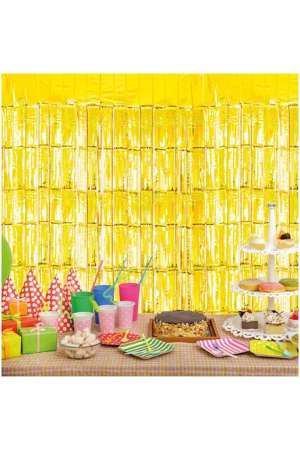 Netagon Metallic Tinsel Curtain 2.5M x 1M Gold - image 1