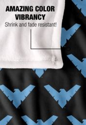DC Comics Batman Nightwing Logo Pattern Blanket 152 x 127 cm in White - thumbnail 4
