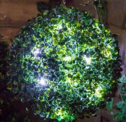 Primrose Pair Solar Powered LED Artificial Topiary Ball 38cm The Big Buxus Ball in Green - thumbnail 5
