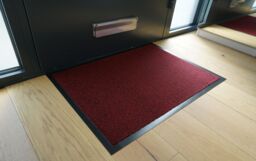 Desire Rugs Non Slip Dirt Trapper Rubber Edged PVC Barrier Door Entrance Mats in Red - Size: 90 cm x 120 cm - thumbnail 5