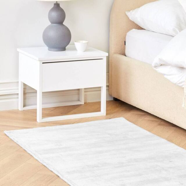 Wyld and Coco Hand Tufted Area Rug Light Grey Low Pile Viscose Cotton Blend - Size: 80 cm x 150 cm - image 1