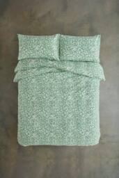 Deyongs Dainty Floral Cotton Duvet Set with Printed Floral Design in Green - Size: Super King - thumbnail 3