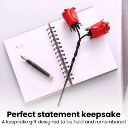 Novecrafto Iron Roses Intertwined Hand-Forged Metal Flower With Twisted Stem Gift in Red - thumbnail 7