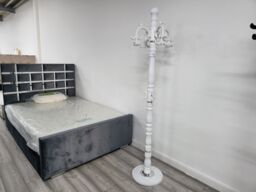 Modernique Lovella Thick Metal Tube Stand Tube Coat Rack with Heavy Sturday Marble Base in White - thumbnail 4