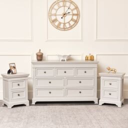 Melody Maison Large Taupe-Grey 7 Drawer Chest Of Drawers & Pair Of Bedside Tables - Daventry Taupe-Grey Range in Taupe - thumbnail 2