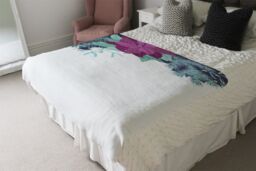 Benjamin Tate Design Purple & Blue Flowers Blanket in Natural - Size: 120 cm x 150 cm - thumbnail 3