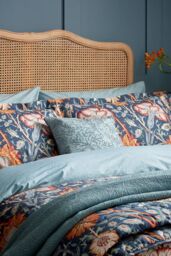 Morris & Co 'Pink & Rose Teal' Duvet Cover Set in Teal - Size: Double - thumbnail 2