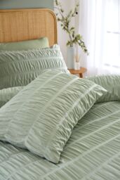 Catherine Lansfield 'Seersucker' Duvet Set in Green - Size: Single - thumbnail 2