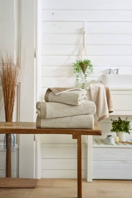 The Lyndon Company Willow Weave Stripe Towel In Luxurious 550gsm Pure Cotton in Natural - image 1