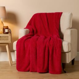 OHS Large Teddy Fleece Throw Blanket in Red - Size: 200 cm x 240 cm