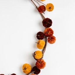 Scottish Everlastings Ltd 150cm Velvet Pumpkin Garland Brown - thumbnail 2