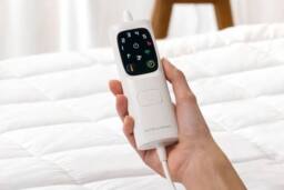 Dreamland Electric Mattress Protector Double in White - thumbnail 2