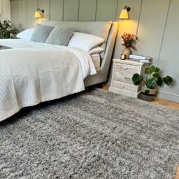 Kukoon Silver Grey Soft Fluffy Shaggy Cosy Warm Bedroom Area Rugs - Size: 120 cm x 170 cm - thumbnail 2