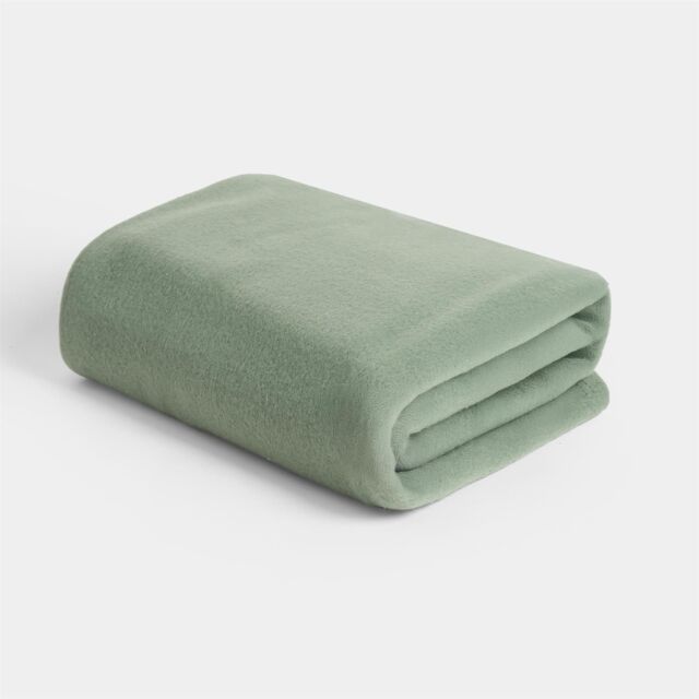 OHS Large Teddy Fleece Throw Blanket in Pale Green - Size: 150 cm × 200 cm - image 1