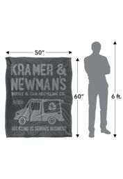 Warner Brothers Seinfeld 152x127cm The Bottle Silky Touch Super Soft Throw Blanket in White - Size: 152x127 cm - thumbnail 5