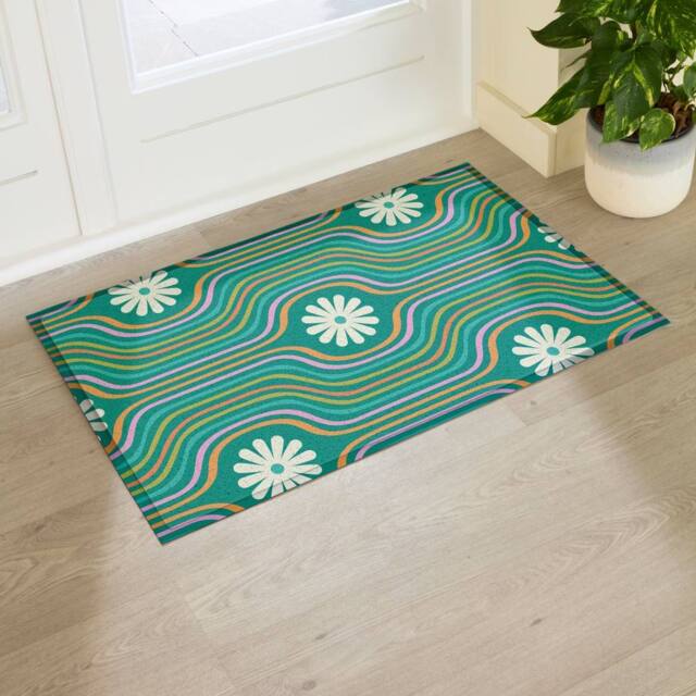 Artsy Mats Elizabeth Olwen Flower Lines Green Indoor/Outdoor Doormat (90x60cm) - Size: 60 x 90 cm - image 1