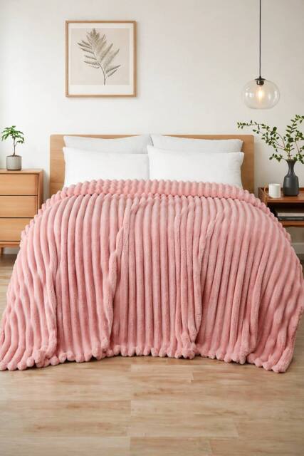Dyzi Supersoft Ribbed Fleece Throw Blanket for Couch & Bed - Cozy Jacquard Home Blanket in Pink - Size: 200 cm x 240 cm - image 1