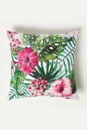 Homescapes Luxury Waterproof Botanical Flower Outdoor Cushion 45 x 45 cm, Set of 2 in Green - Size: 45 cm x 45 cm - thumbnail 2