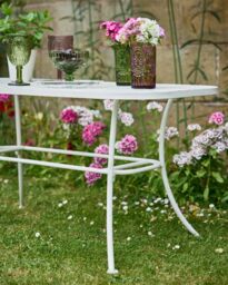 Dibor Vintage Cream Iron Slatted Summer Indoor Outdoor Garden Furniture Coffee Table in White - thumbnail 3