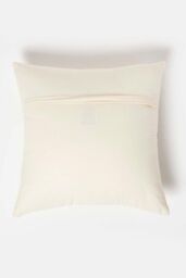 Homescapes Eye See You White Tufted Cotton Cushion - Size: 45 cm x 45 cm - thumbnail 3