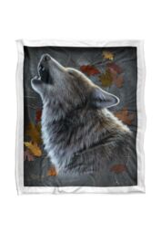 JQ Licensing Jlo Howling Wolf Silky Touch Super Soft Throw Blanket 152 X 127 cm in White - thumbnail 1