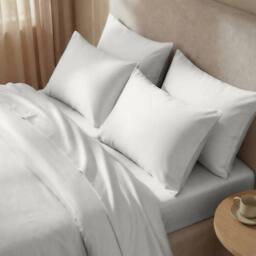 Bedable 100% Cotton Sateen Bedding Bundle 460 Thread Count - Duvet Cover + Fitted Sheet + 4 Pillowcases + Duvet + 4 Pillows in Grey - Size: Double - thumbnail 4